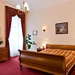 Wollner 4*